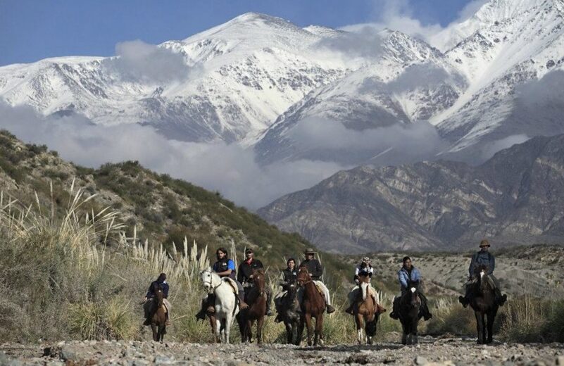 Cabalgata de 4 días y 3 noches “Cruce de la Cordillera”